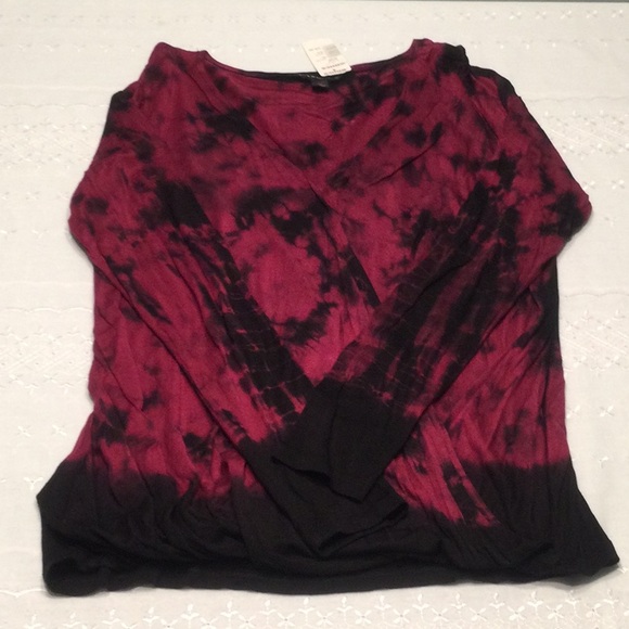 Rock & Republic Tye Dye Long Sleeve V-Neck Top - Picture 5 of 6